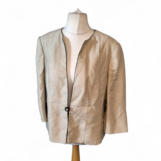 Jacques Vert Ivory Champagne Cream Blazer – Size 18, 3/4 Sleeve