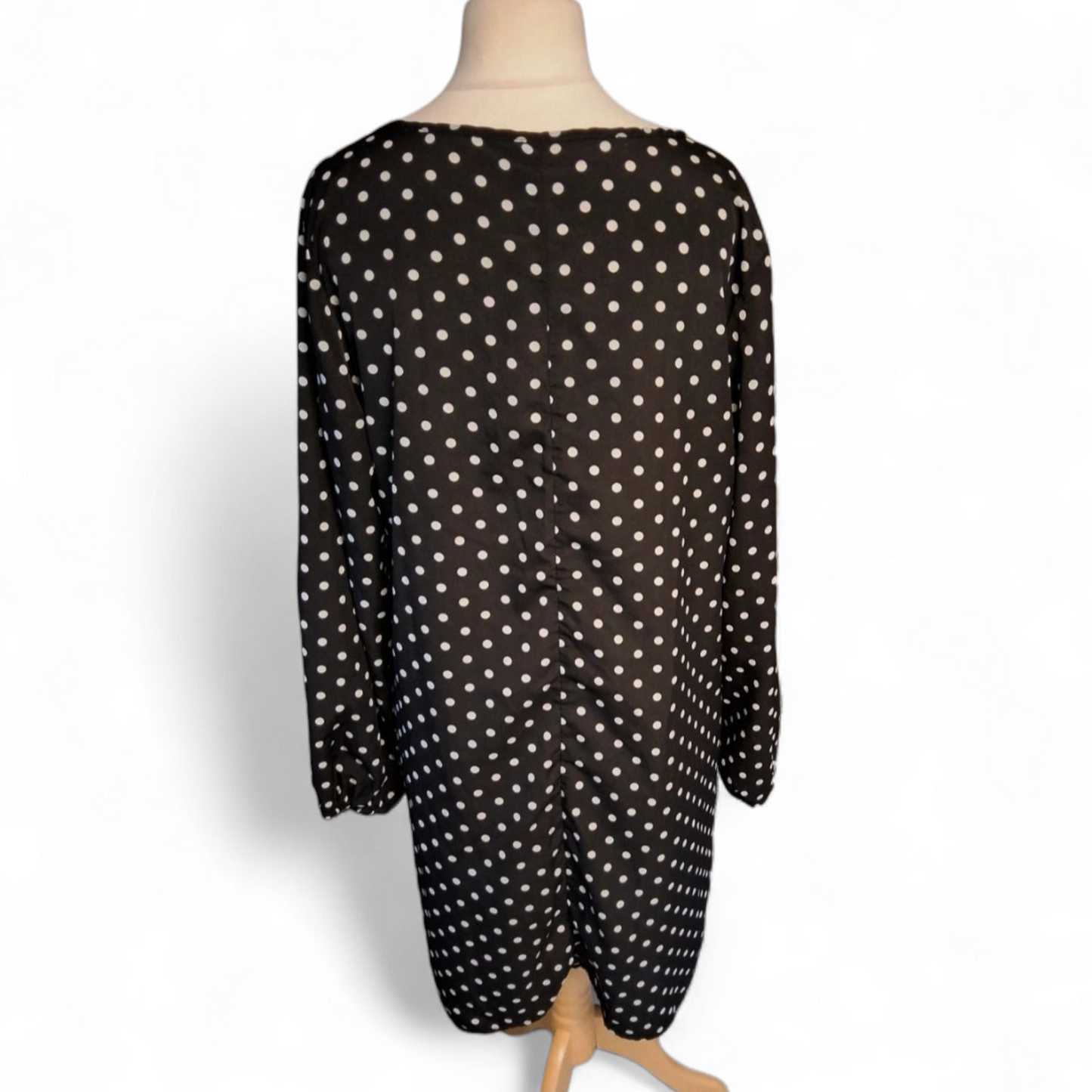 Emery Rose Black & White Polka Dot V-Neck Dress – Size XL ( size 16/18) – Long Sleeved A-Line