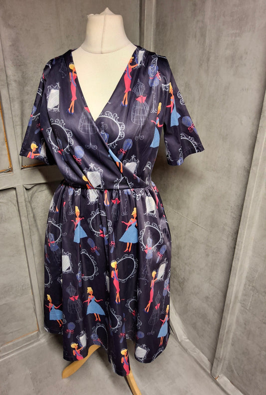 Lindy Bop Purple Glam Print Dress – Size 12 – Pockets & Flared Skirt