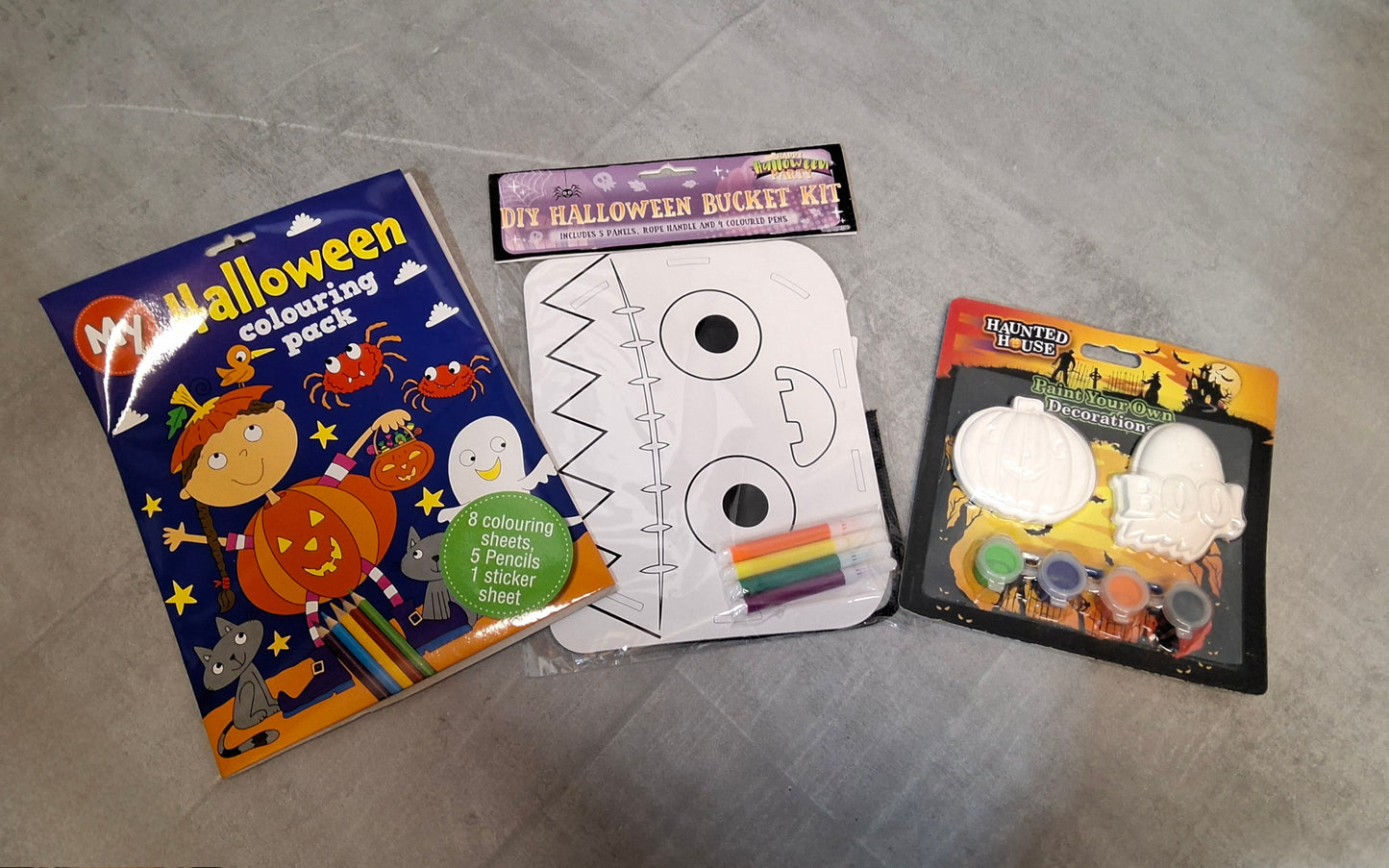 Halloween Craft & Colouring Bundle – Colour Your Own Bucket, Colouring Pack & Paint Decoration – NWT 🎃🖌️