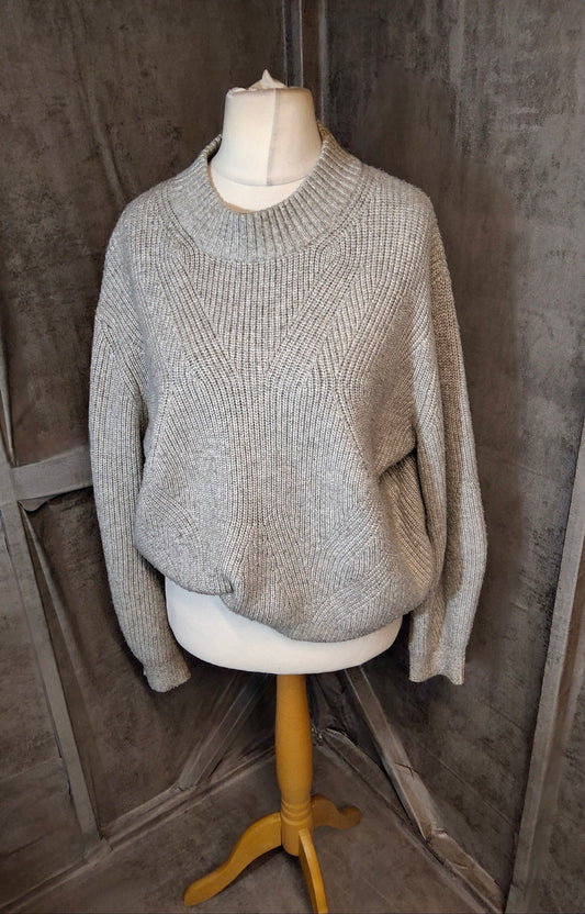 M&S Grey Knit Relaxed Jumper – Size L (16/18) – Cosy Winter Layer