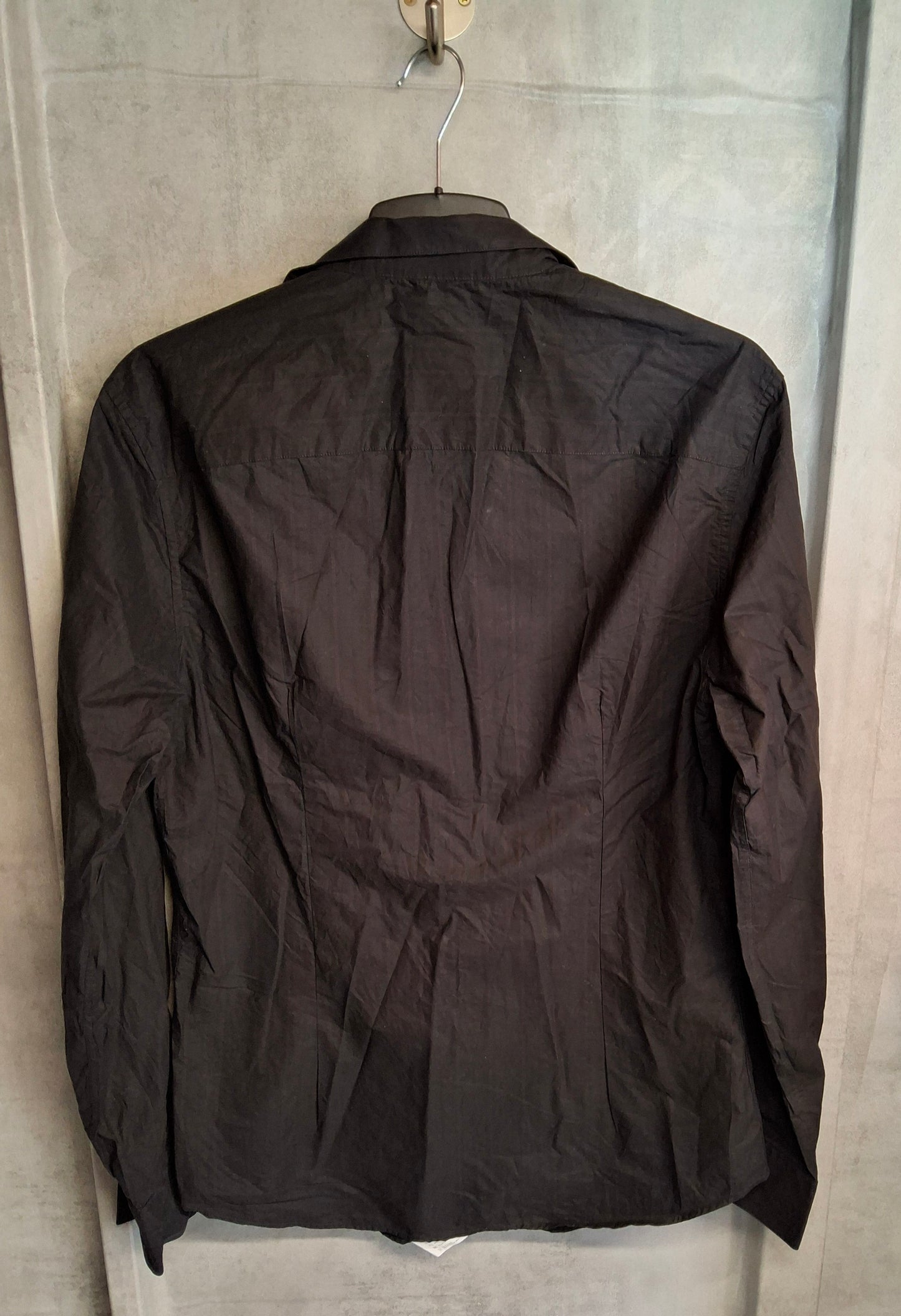 Calvin Klein Black & Burgundy Pinstripe Slim Fit Shirt – Men’s XL – 100% Cotton