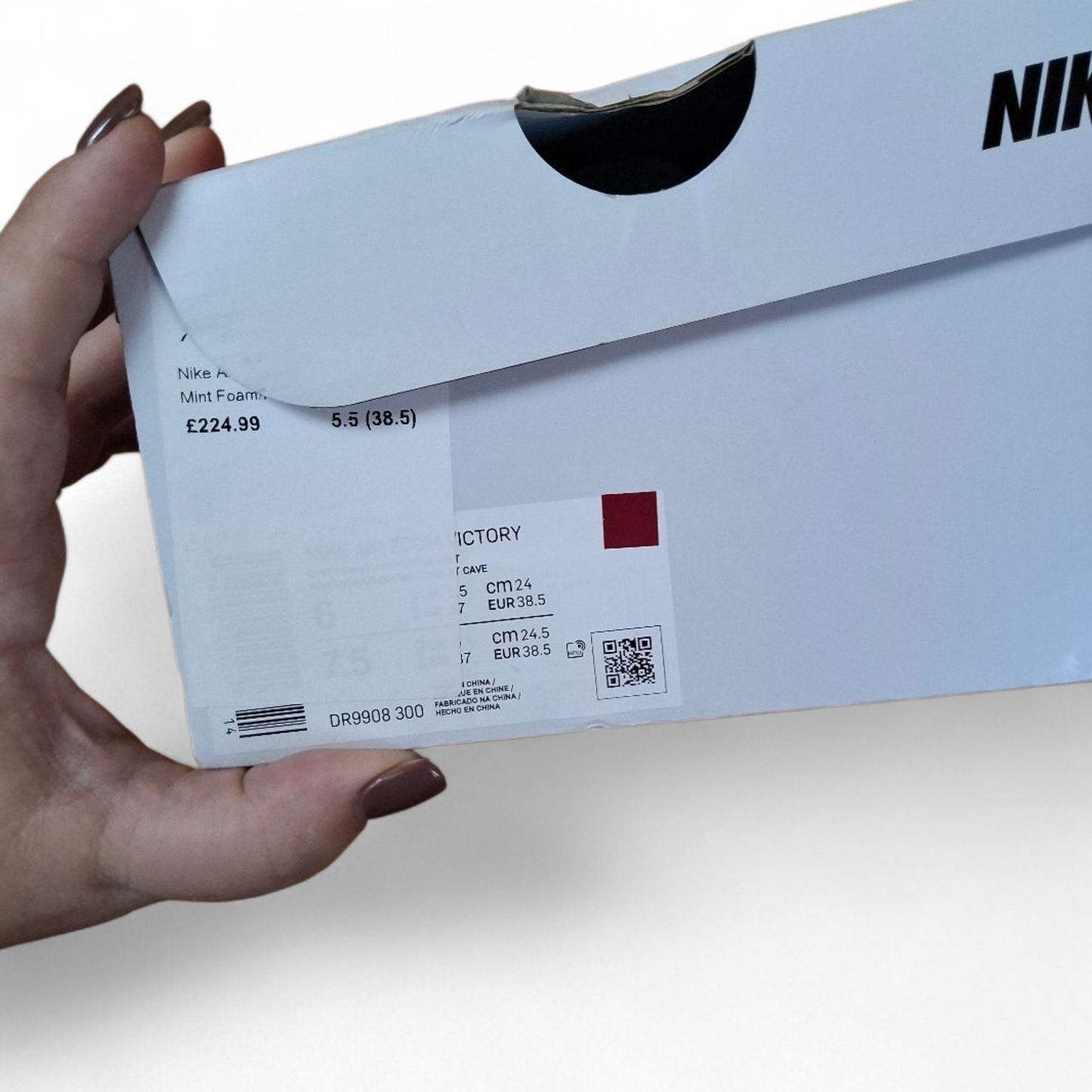 Nike Air Zoom VICTRY SN99 Running Shoes – Size 5.5 – New in Box