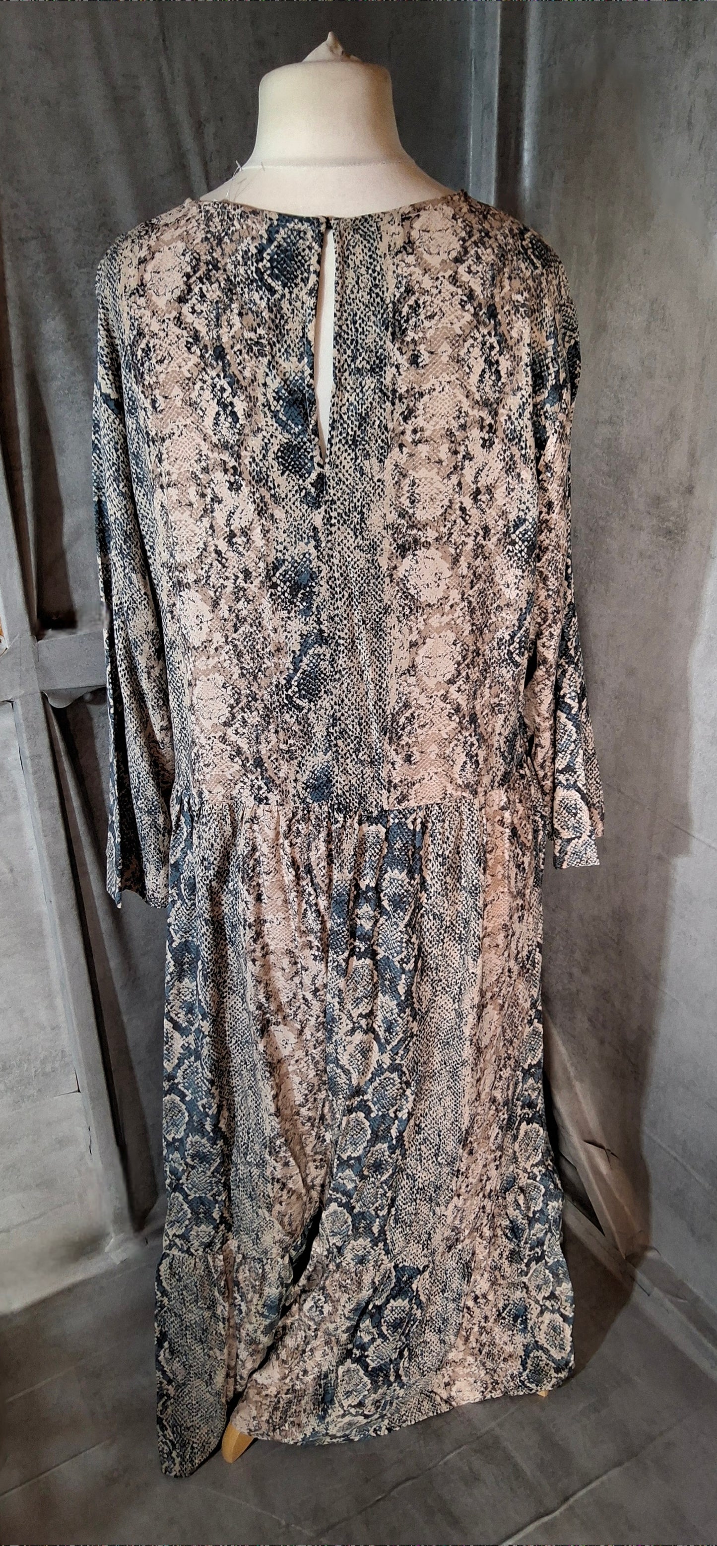 Next Beige & Blue Snakeskin Print Midi/Maxi Dress – Size 16 – 100% Viscose