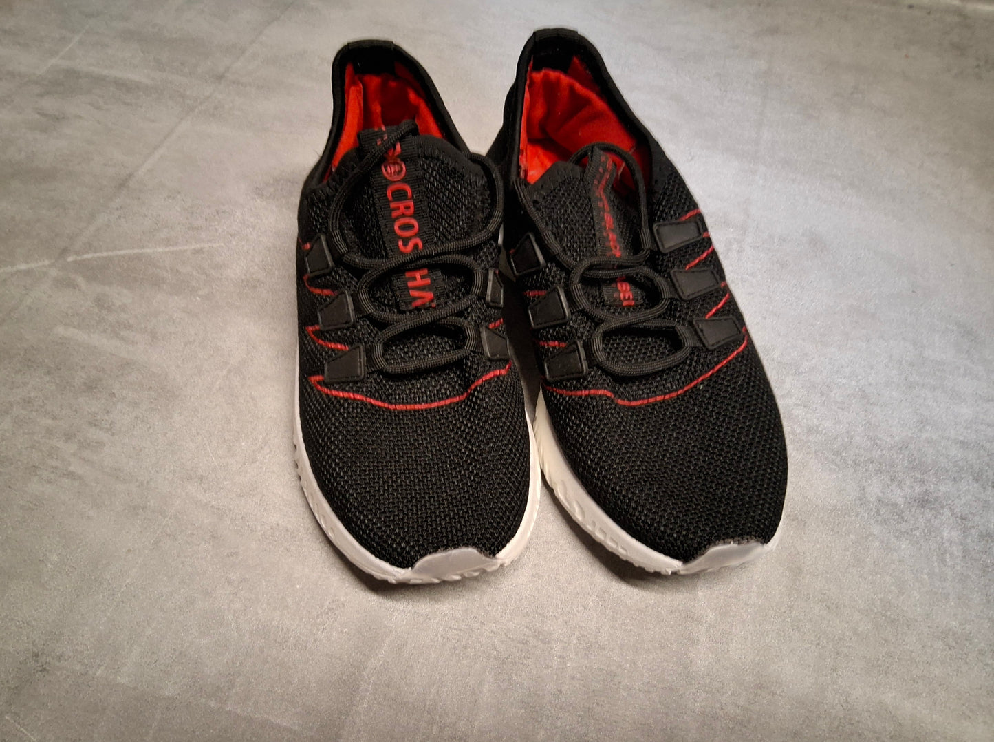 Crosshatch Black Label Trainers – Boys’ Size 5