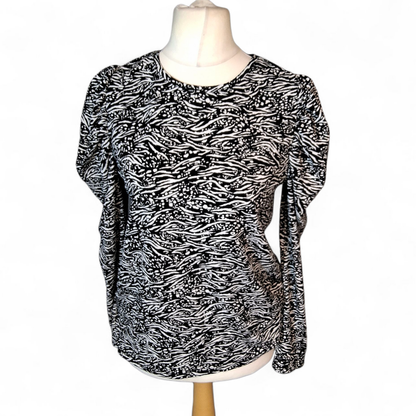 F&F Black & White Animal Print Top – Size 12 – Long Sleeve