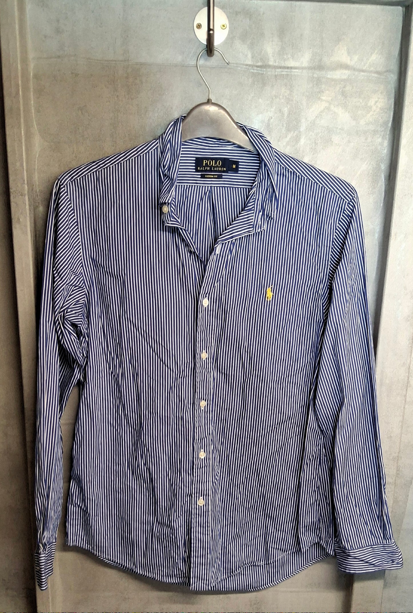 Ralph Lauren Polo Men’s Custom Fit Shirt – Blue & White Pinstripe – Size M – 100% Cotton