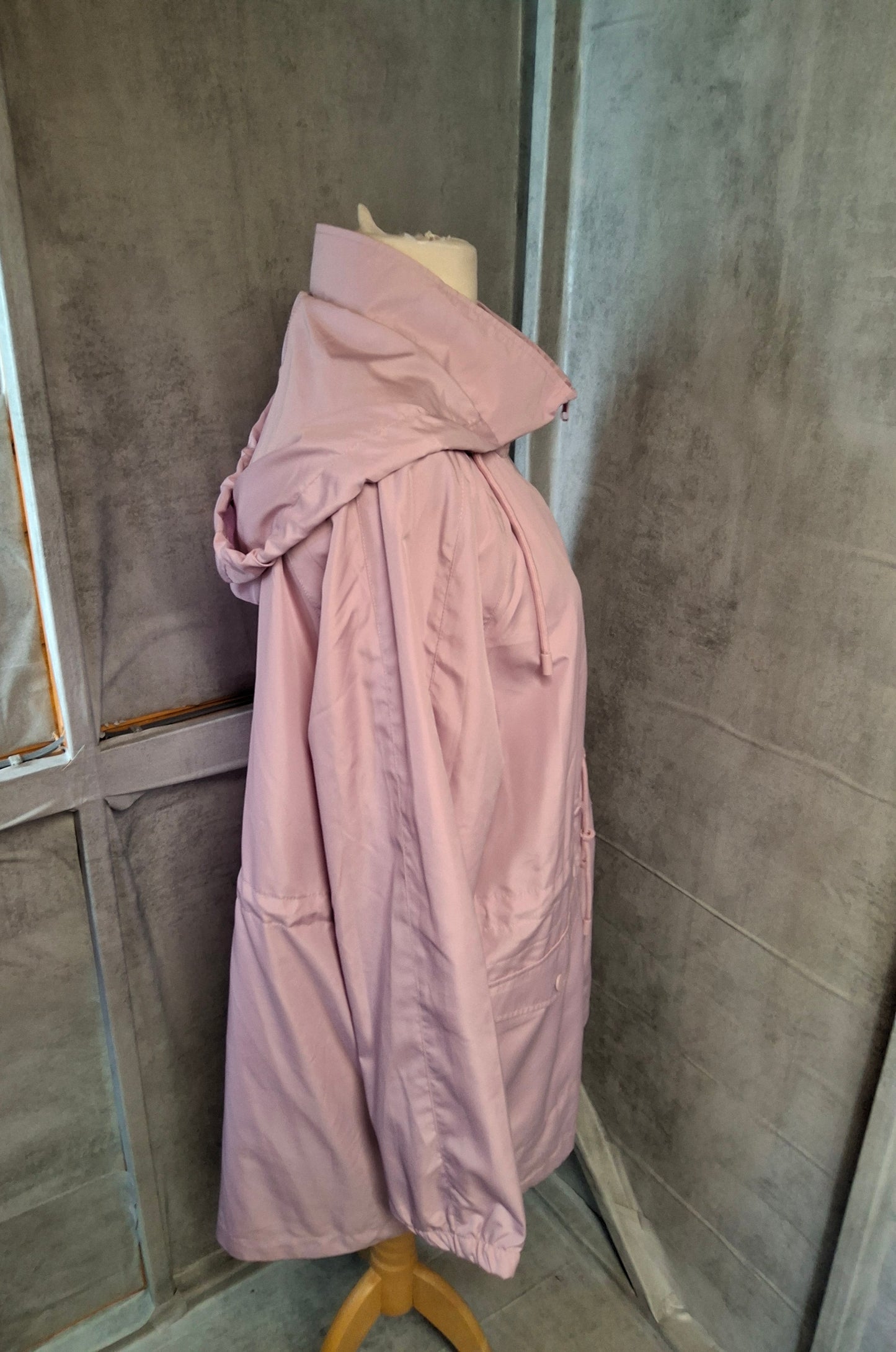 Primark Light Pink Hooded Rain Jacket – Size 14/16