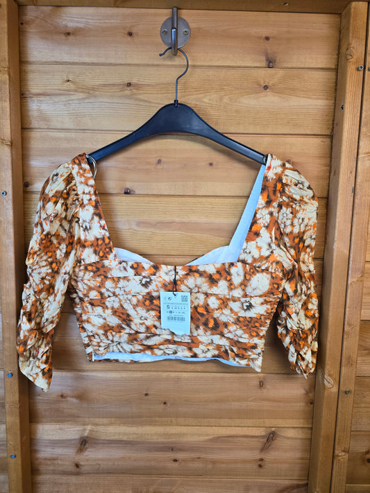 Zara Orange & Cream Animal Print Crop Top – Size Small Size 8/10 – New with Tags