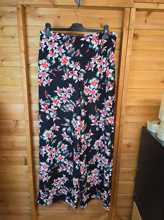 F&F Black Floral Wide Leg Trousers Size 12 – NWT