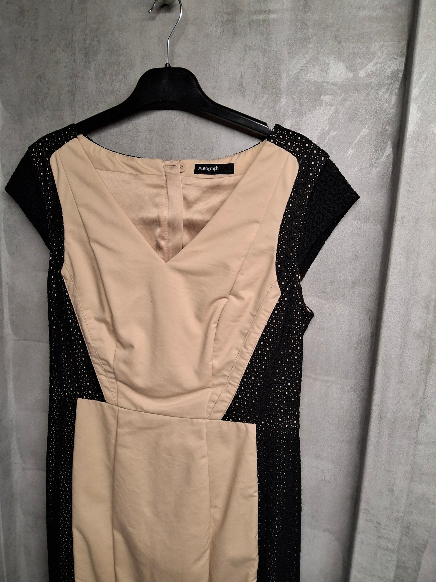 Autograph Beige & Black Pencil Dress – Size 10 – V-Neck Midi