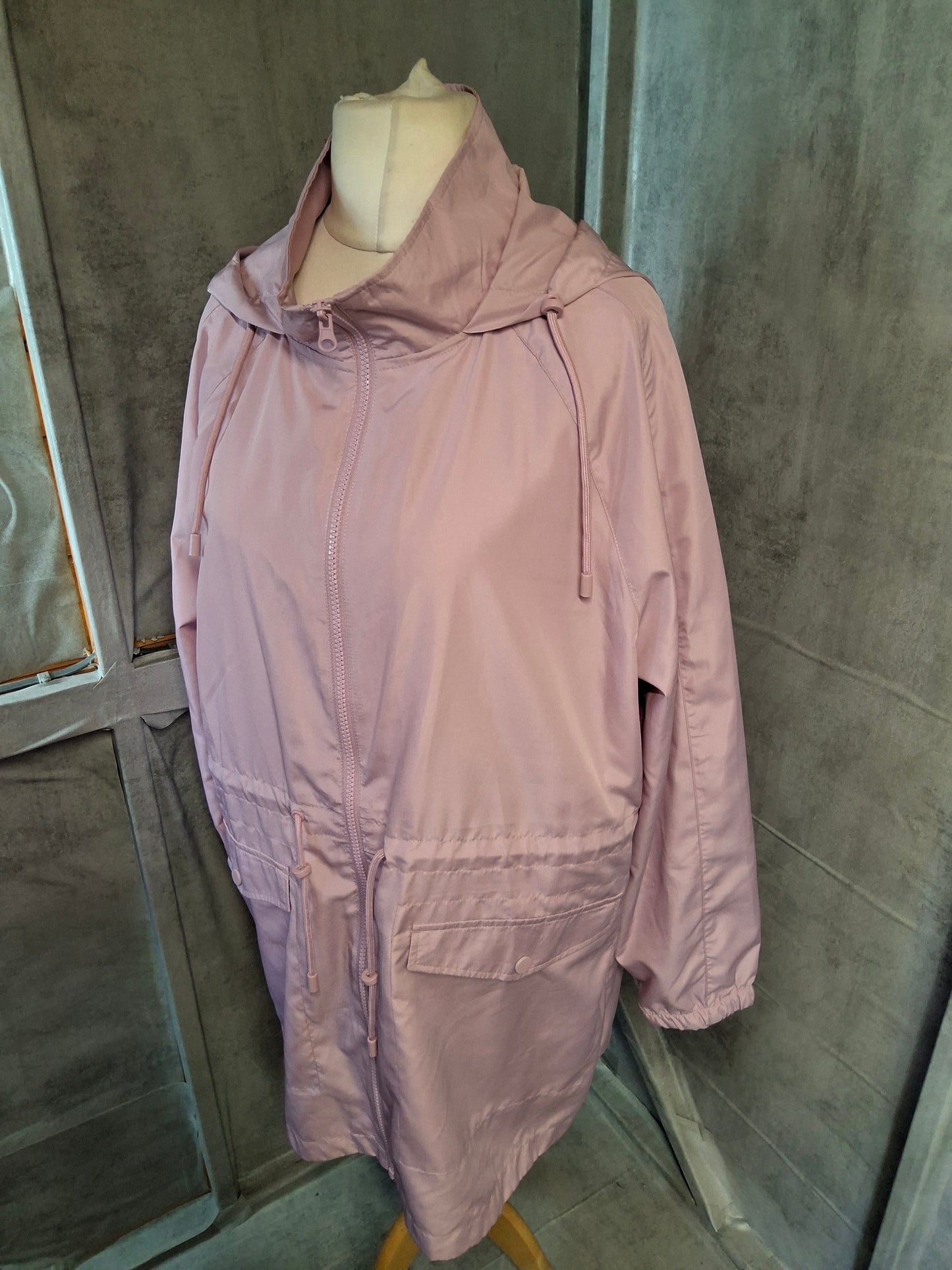 Primark Light Pink Hooded Rain Jacket – Size 14/16