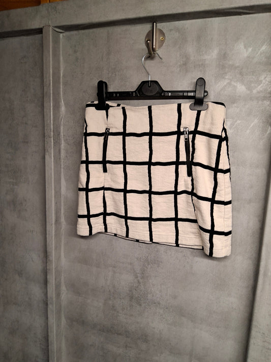 Topshop Grid Print Mini Skirt – Size 10 – Cotton Blend – Monochrome