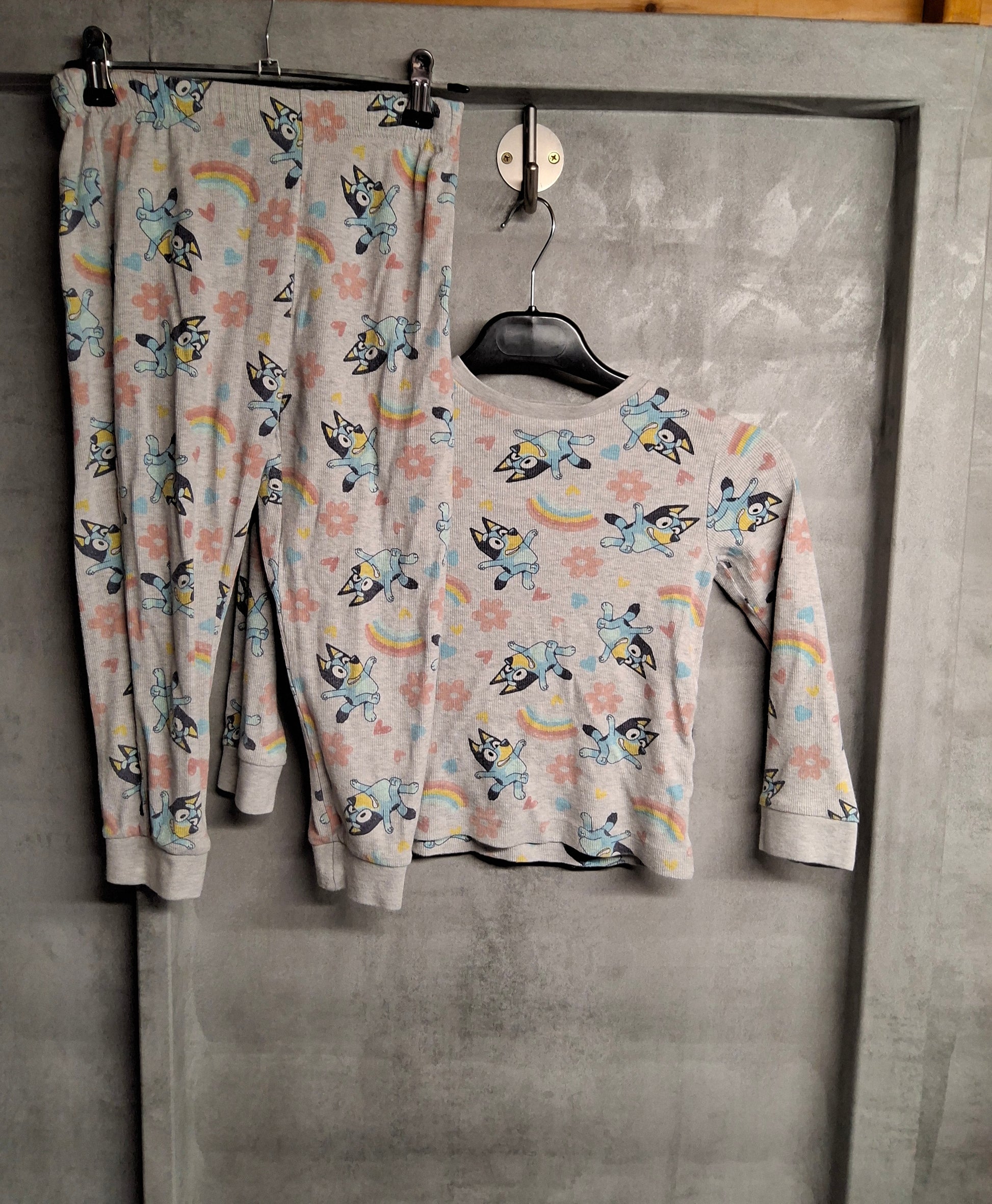 Nutmeg Bluey Grey Winter Pyjamas – Age 5-6 Years – 100% Cotton