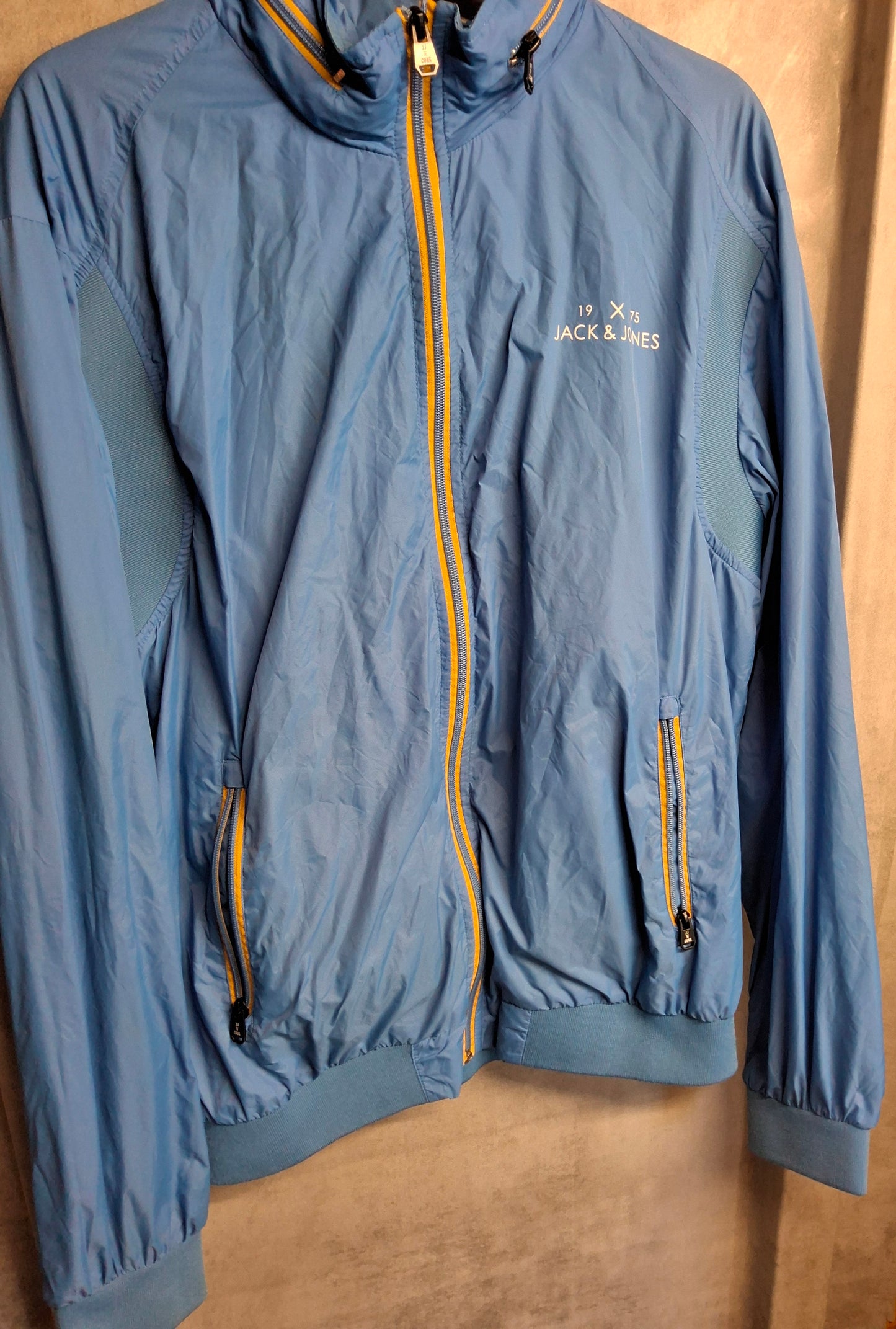 Jack & Jones Core Blue Lightweight Rain Jacket – XL – Hooded & Mesh Lined
