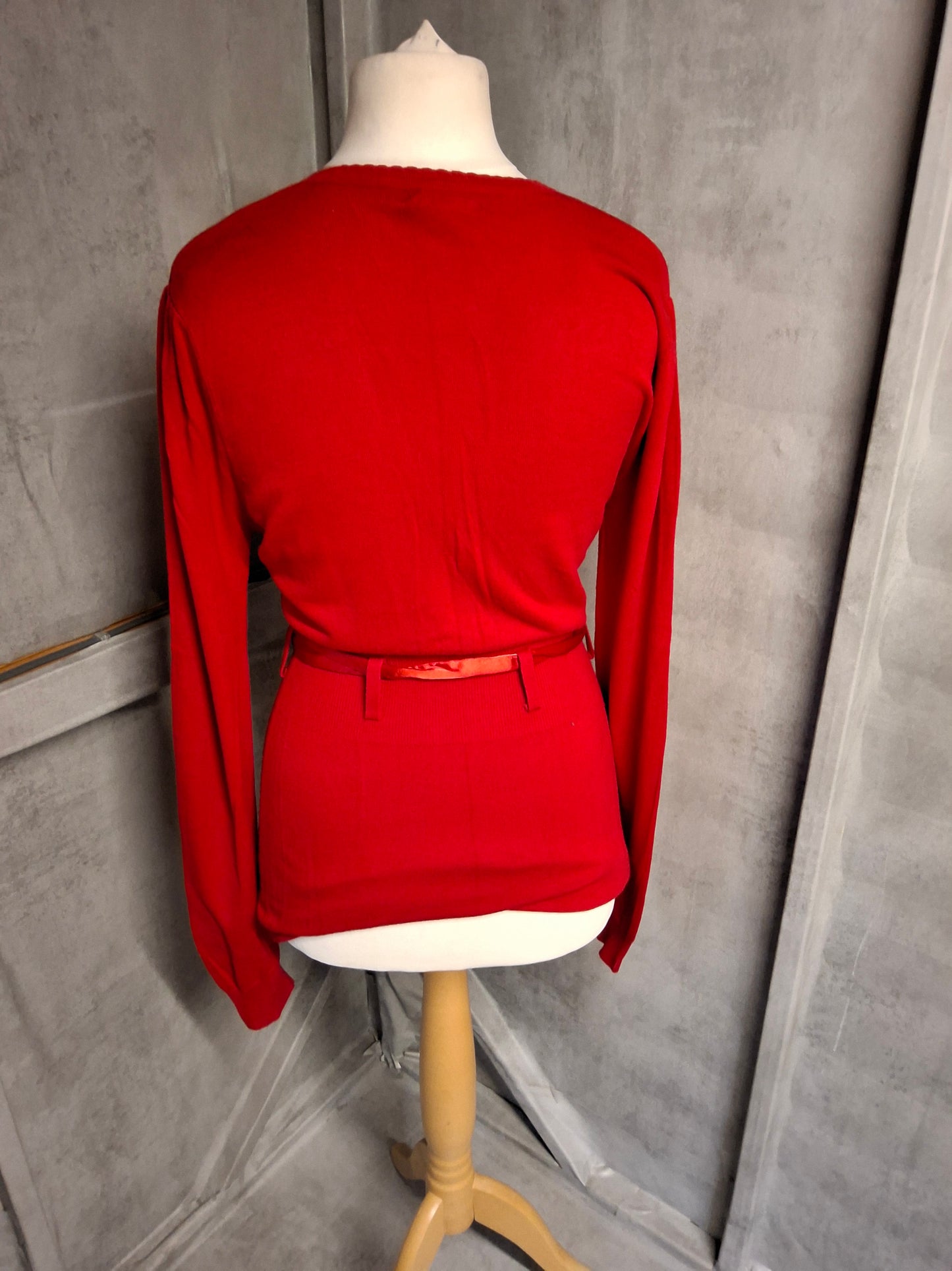 Latina Red Long Sleeve Jumper with Satin Belt – Size L/XL (UK size 12/14)