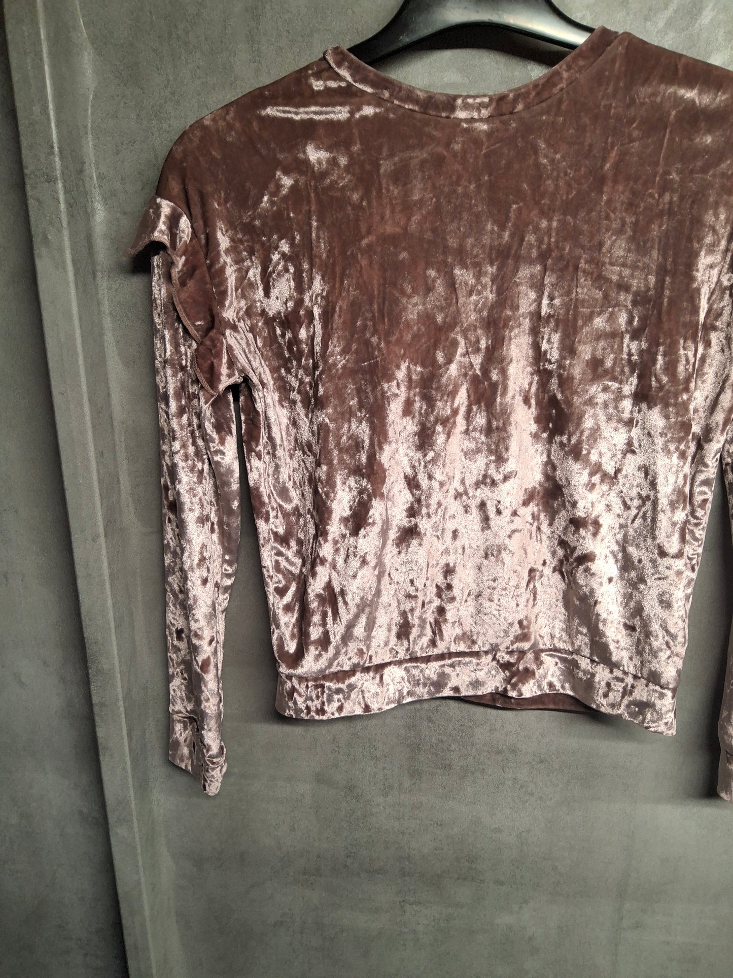 Matalan Girls Pink Velvet Long Sleeve T-Shirt – Age 10 Years