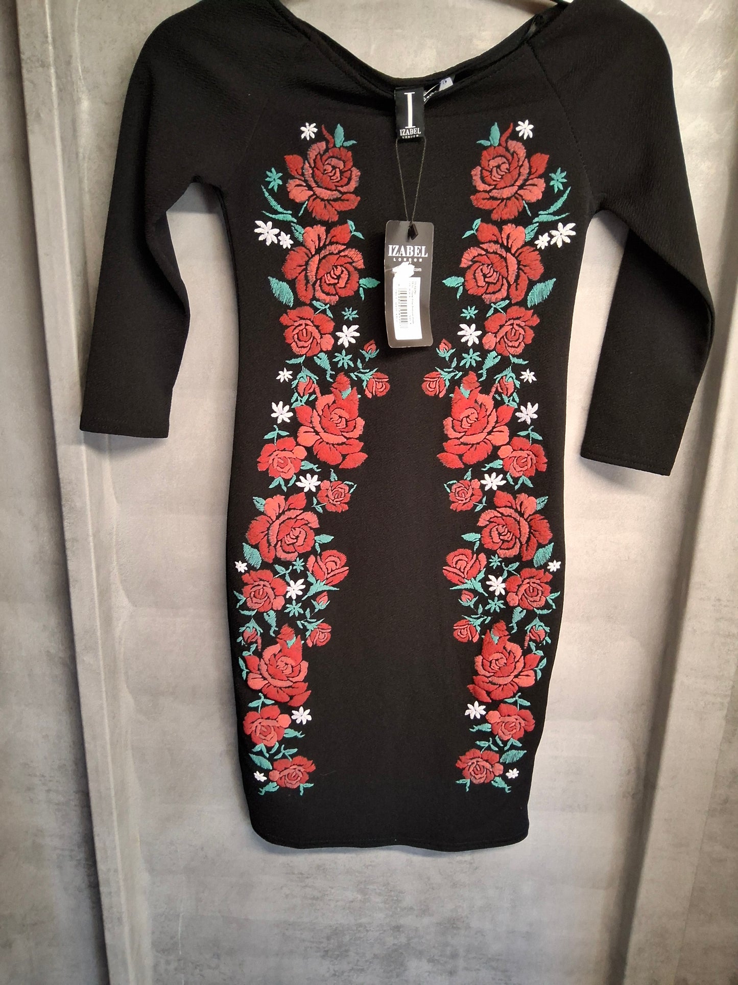 Izabel London Black Floral Bodycon Dress – Size 8 – NWT