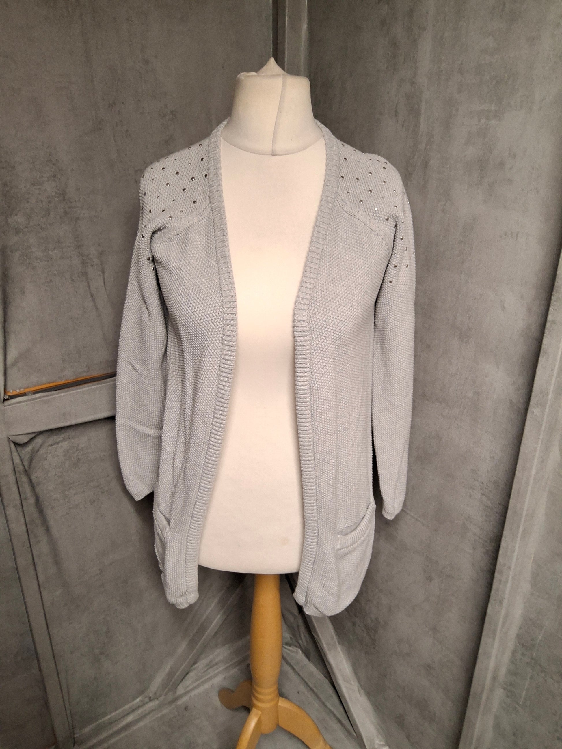 Fransa Grey Stud Shoulder Open Knit Cardigan – Size S (UK 8/10)
