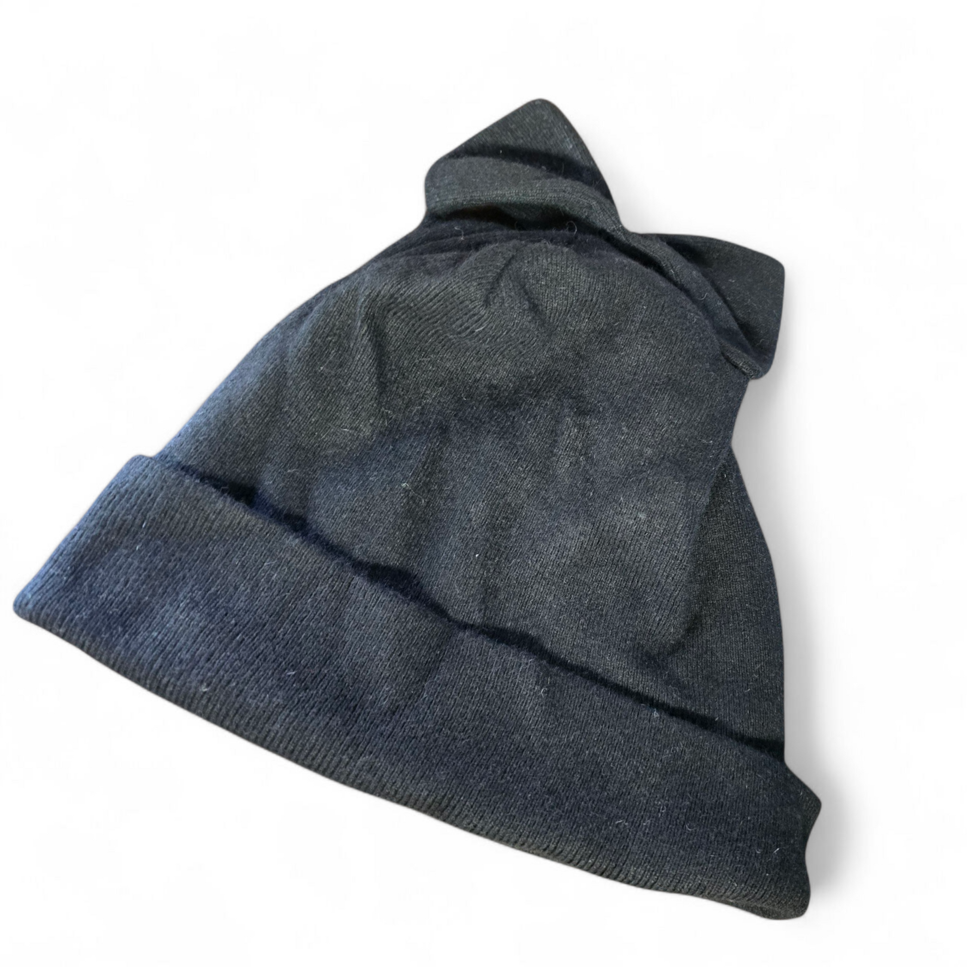 Vicolo Northland Black Beanie Hat with Bow – One Size