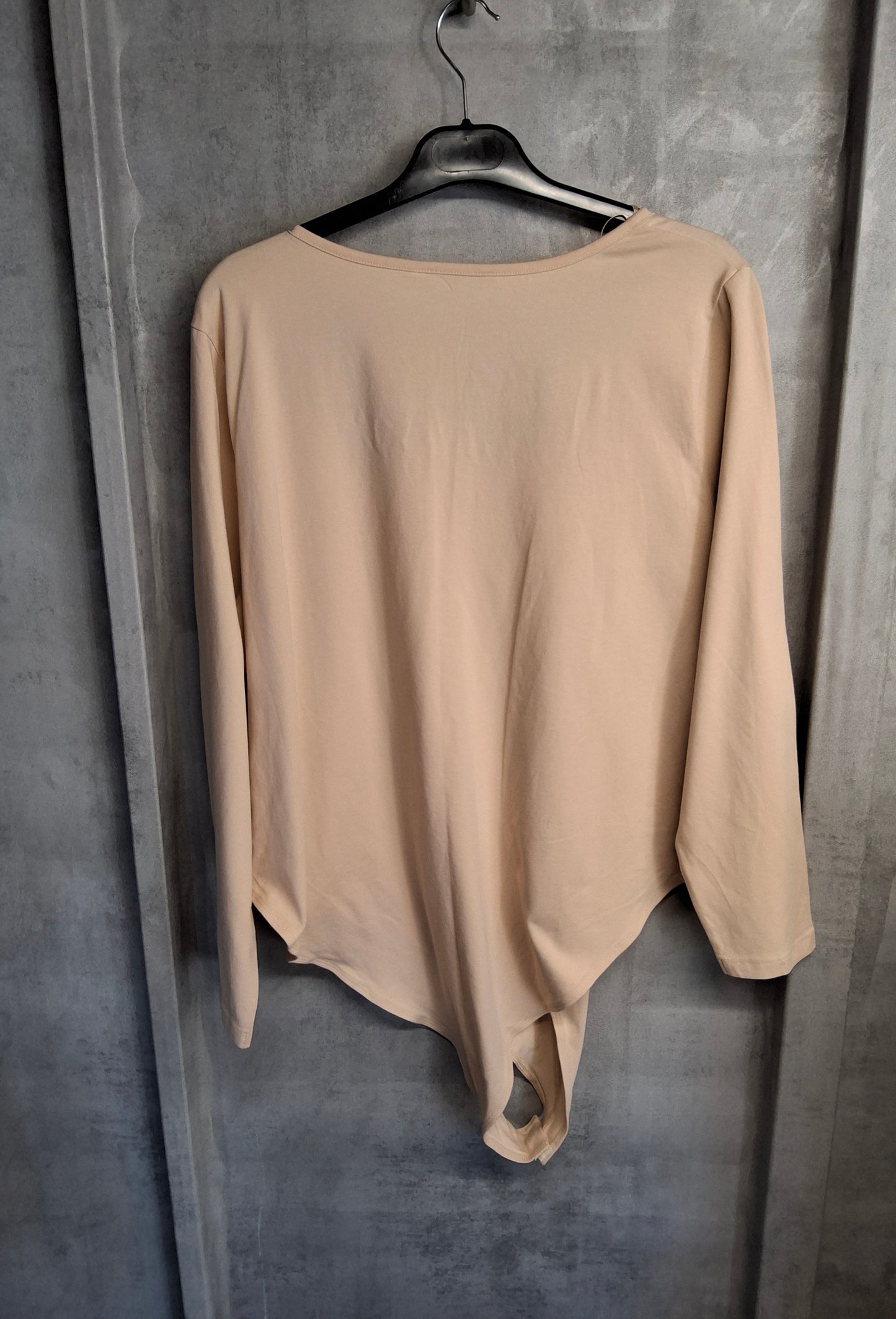 Tu Beige Square Neck Long Sleeve Bodysuit – Size 26 – Stretch Cotton