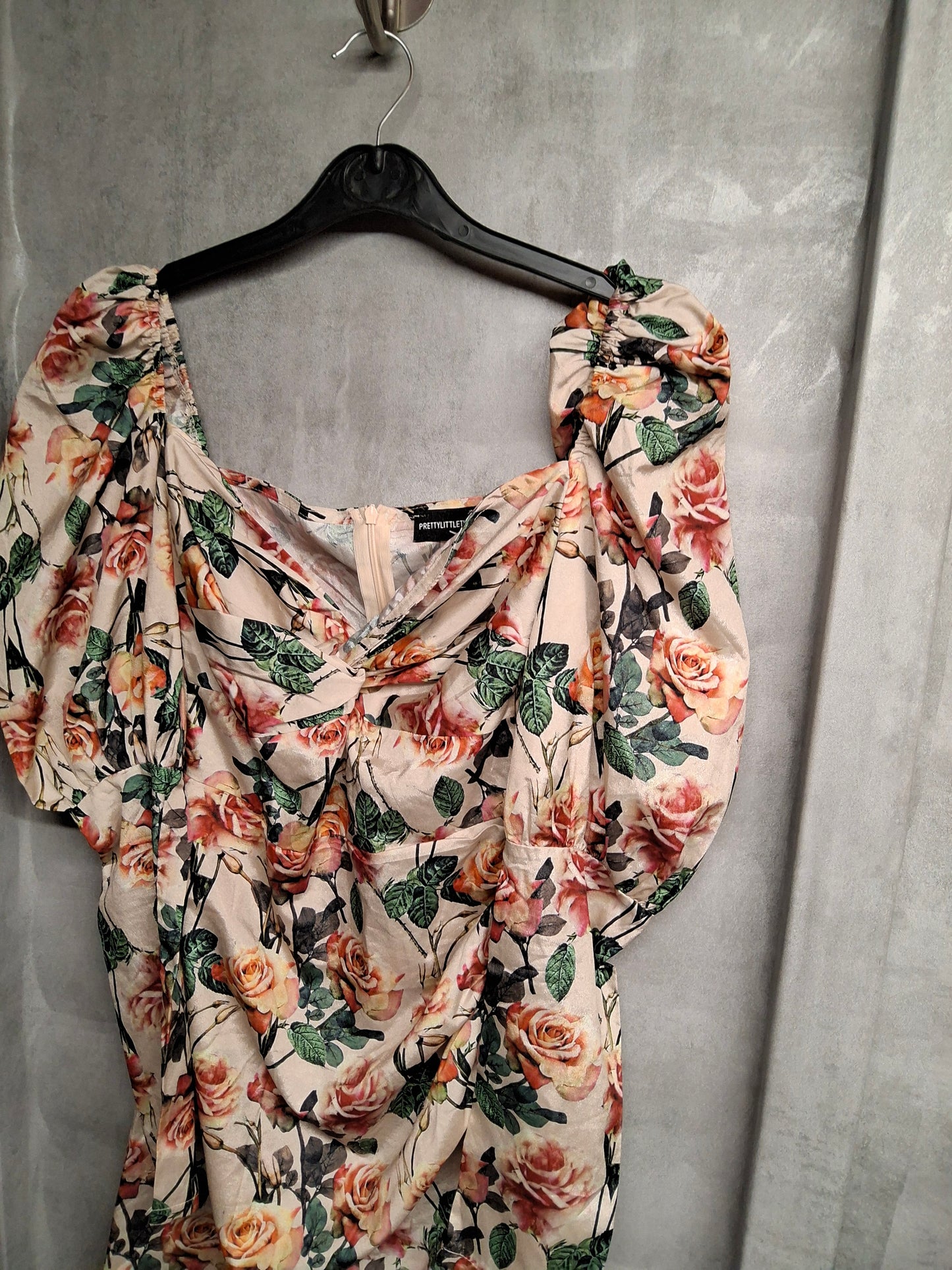 PrettyLittleThing Cream Rose Print Puff Sleeve Mini Dress – UK 6 – Romantic Statement Style