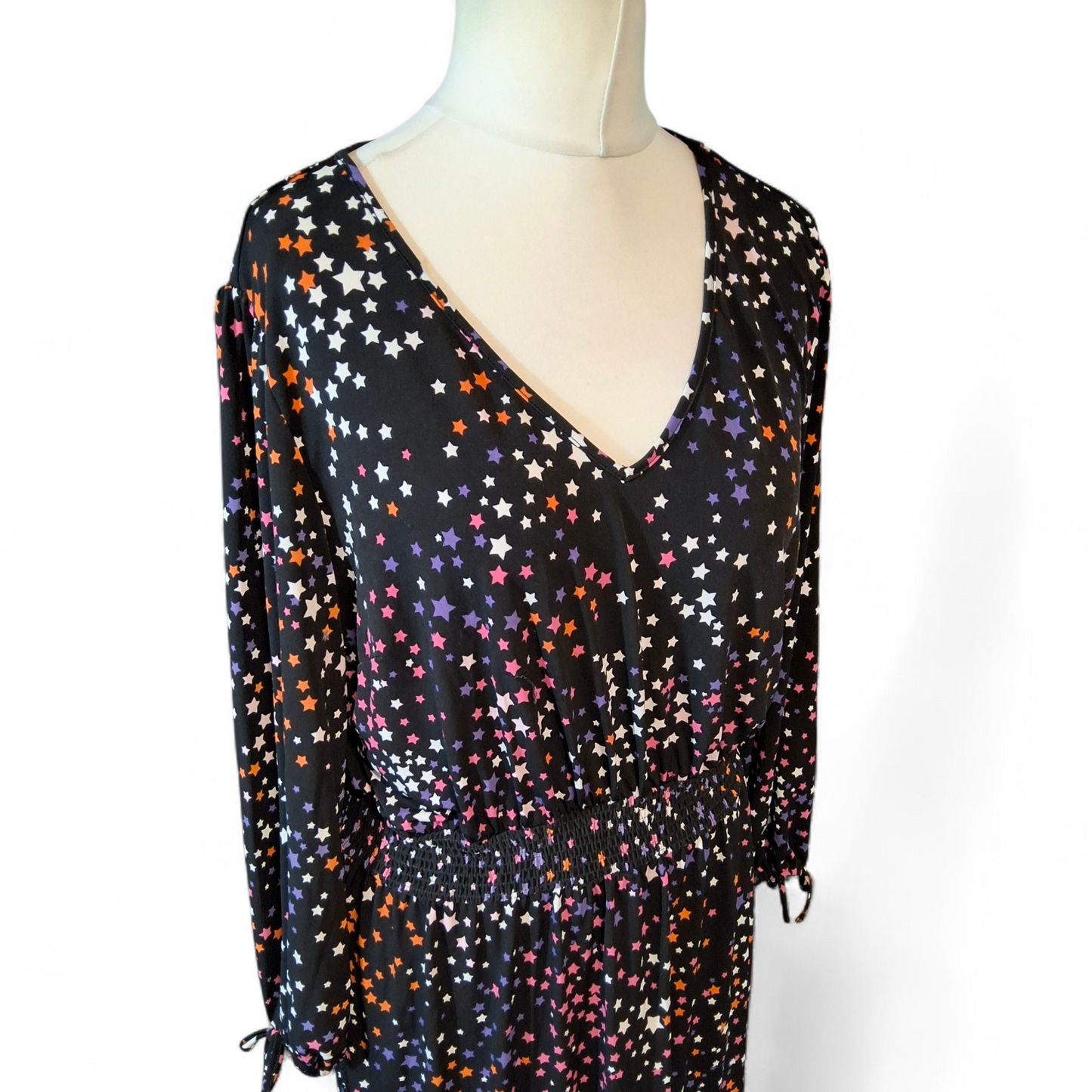 Dannii Minogue Petite Black Star Print Midi Dress – UK size 16