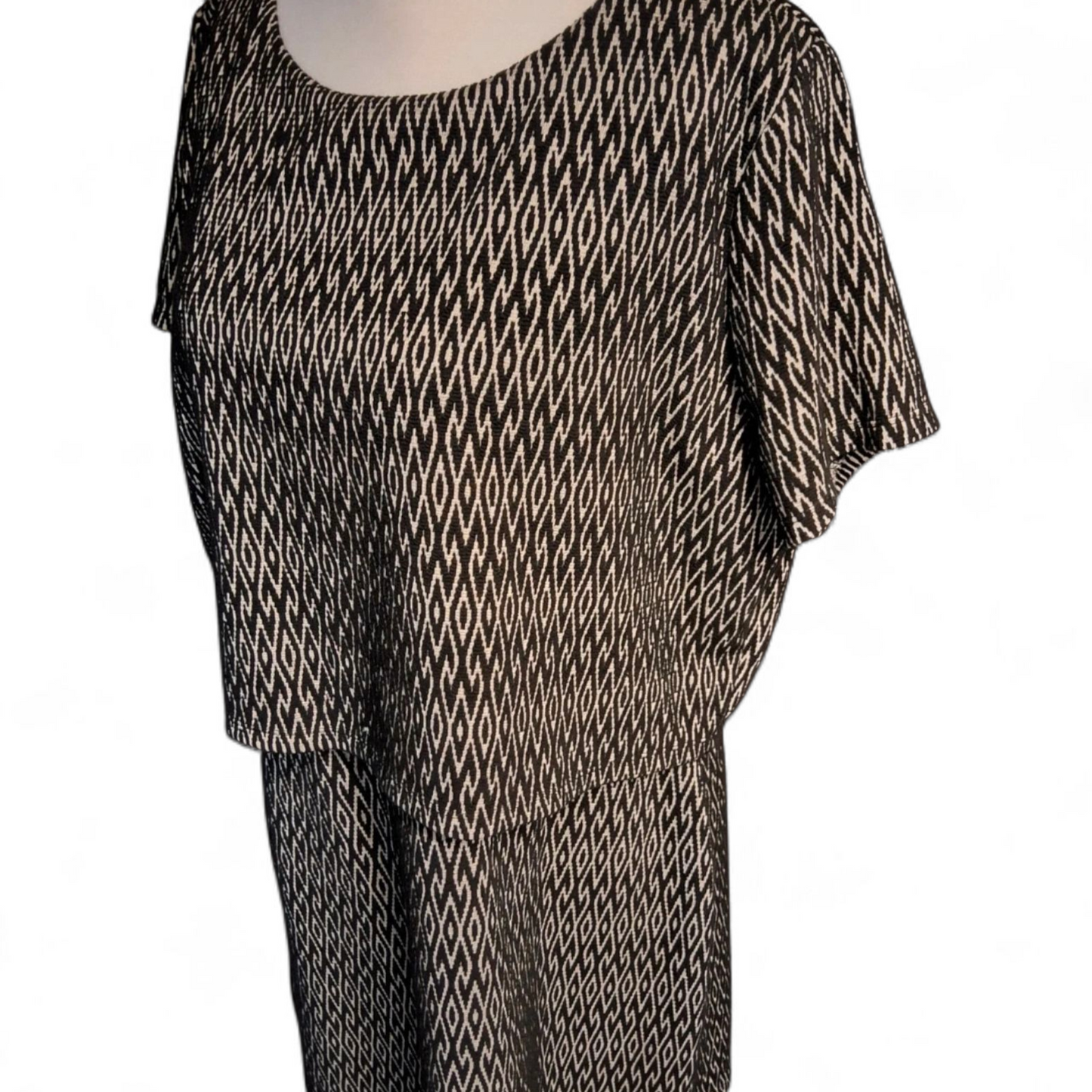 Primark Black & Beige Layered Pattern Dress – Size 18 – BNWT – Smart-Casual Style for Work or Outings