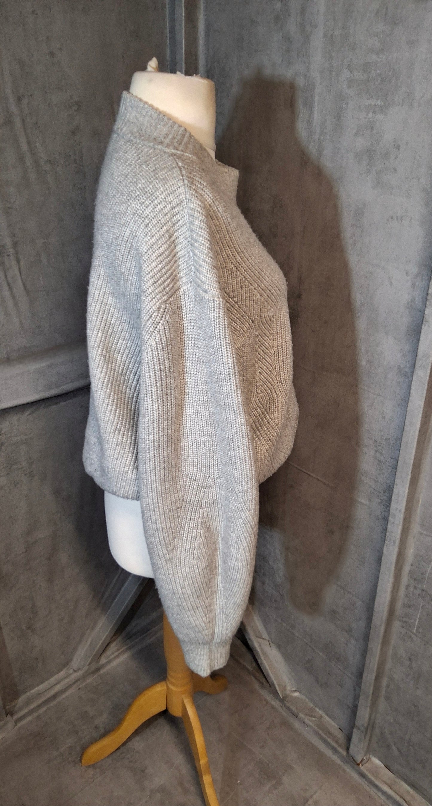 M&S Grey Knit Relaxed Jumper – Size L (size 16/18) – Cosy Winter Layer