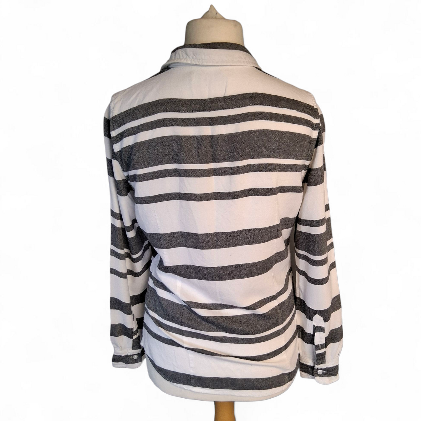 George Grey & White Striped Shirt – Size 12 – 100% Viscose