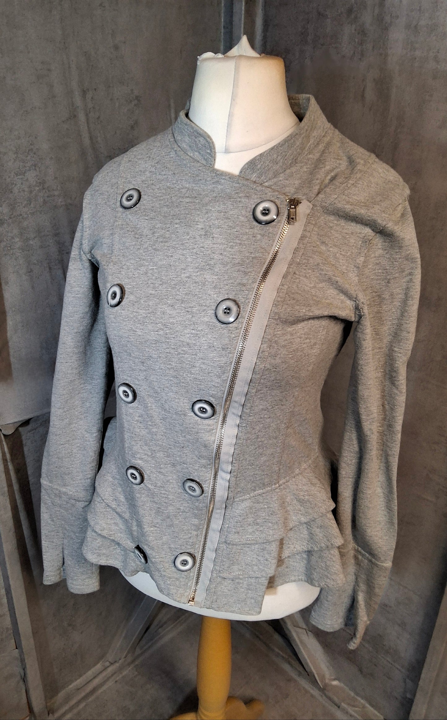 Y2K Next 2002 Grey Zip-Up Jumper – Size 12 – Frill Hem & Double-Breasted Button Detail