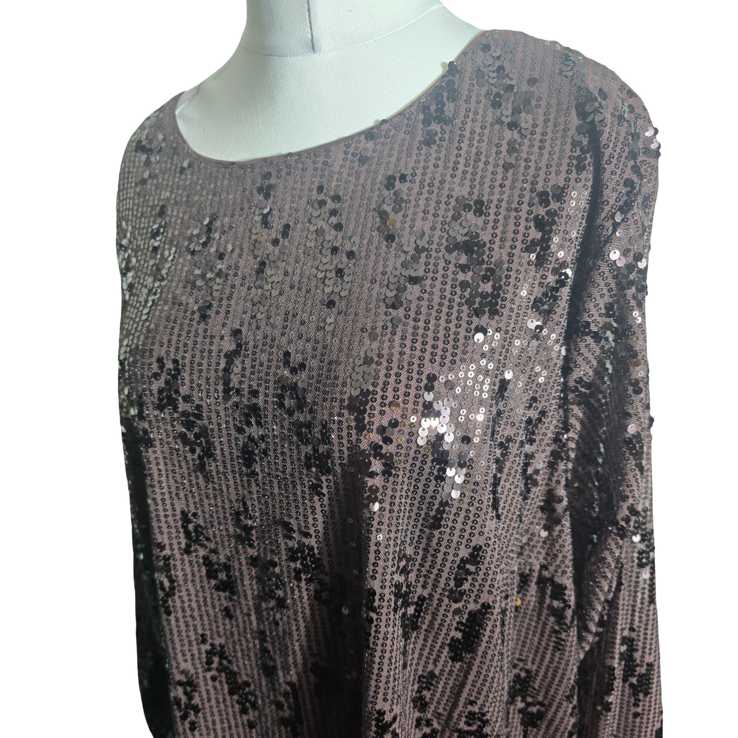 Tu Brown Sequin Long Sleeve Top – Size 26 – Sparkly Party Blouse Polyester
