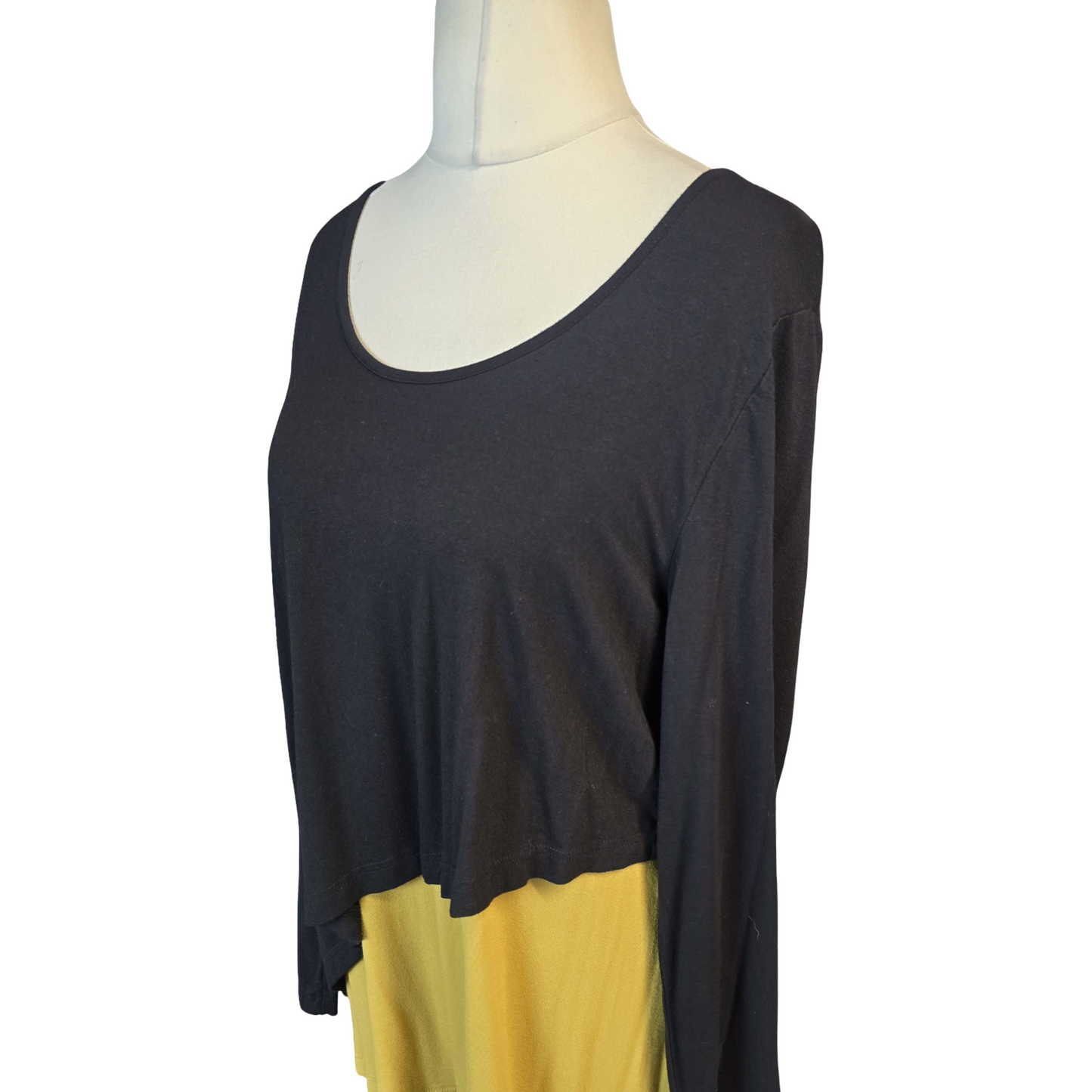Capri Top Black & Mustard Size 10-14 S/M Layered Causal