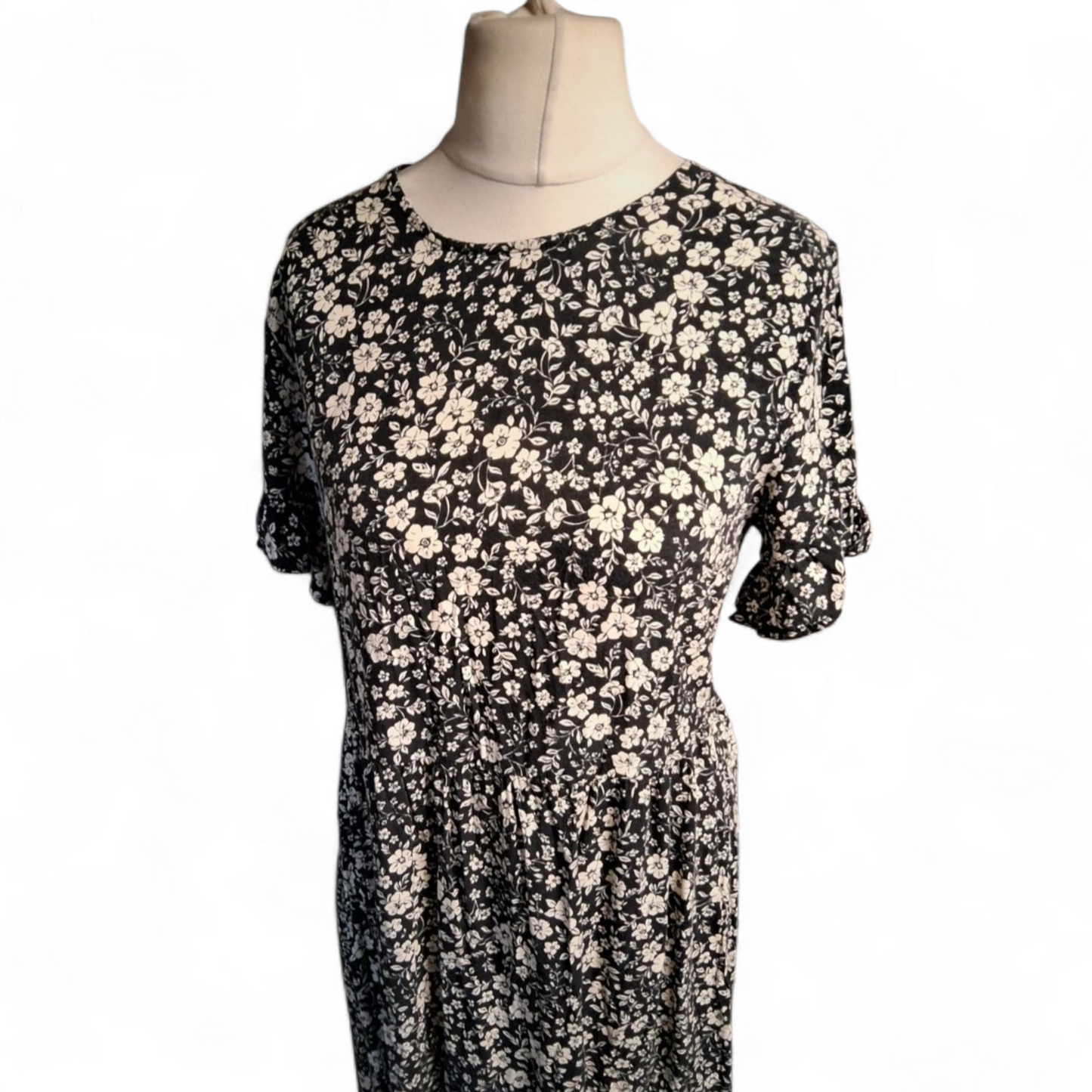 Next Black & White Floral Midi Dress – Size 12 – Viscose