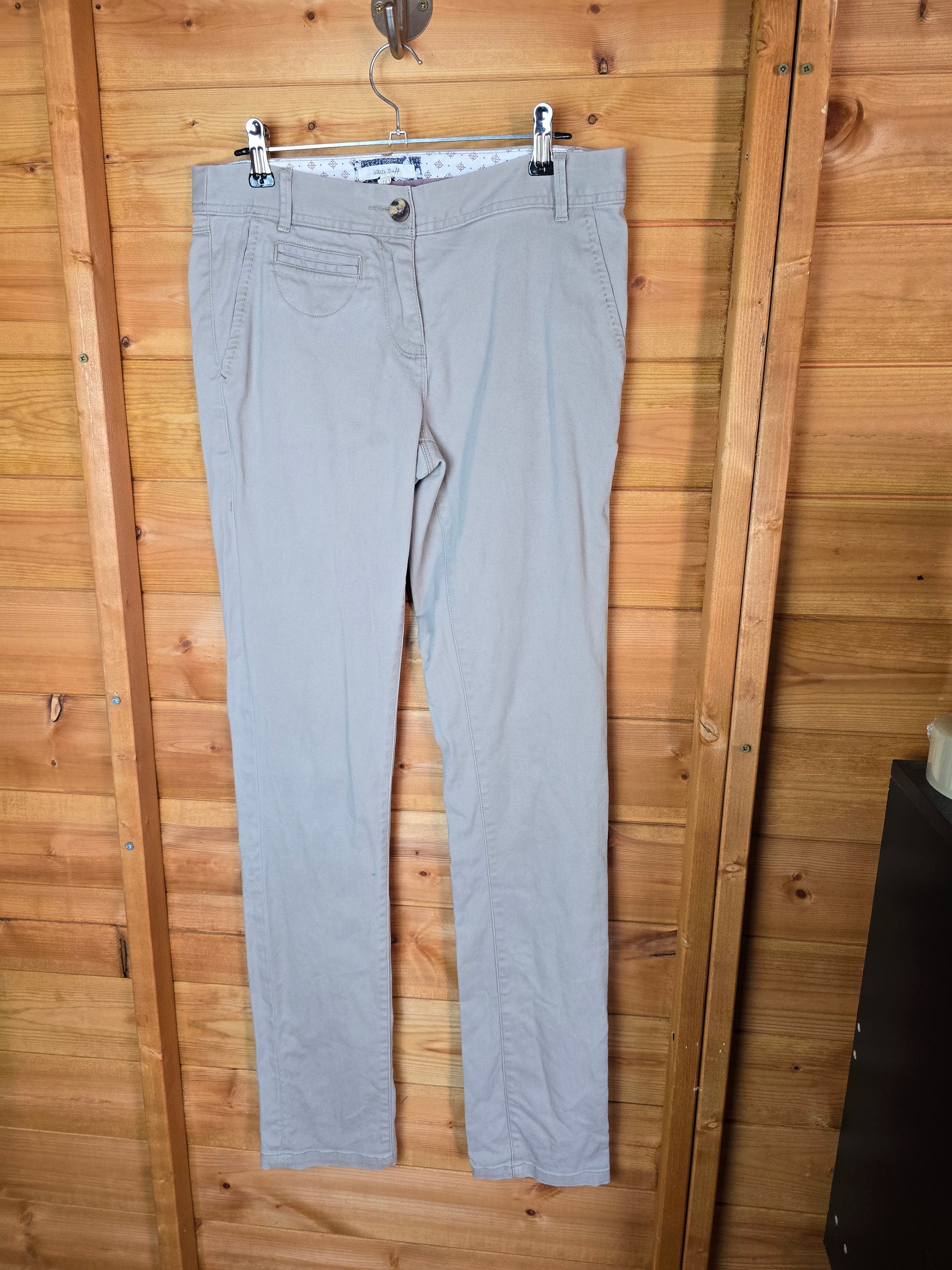 White Stuff Beige Slim Leg Chinos – Size 8 Long 🤍